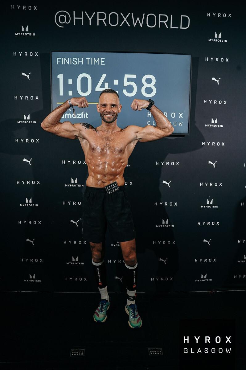 Dariusz competing in a HYROX functional fitness event (photo 2 of 22)